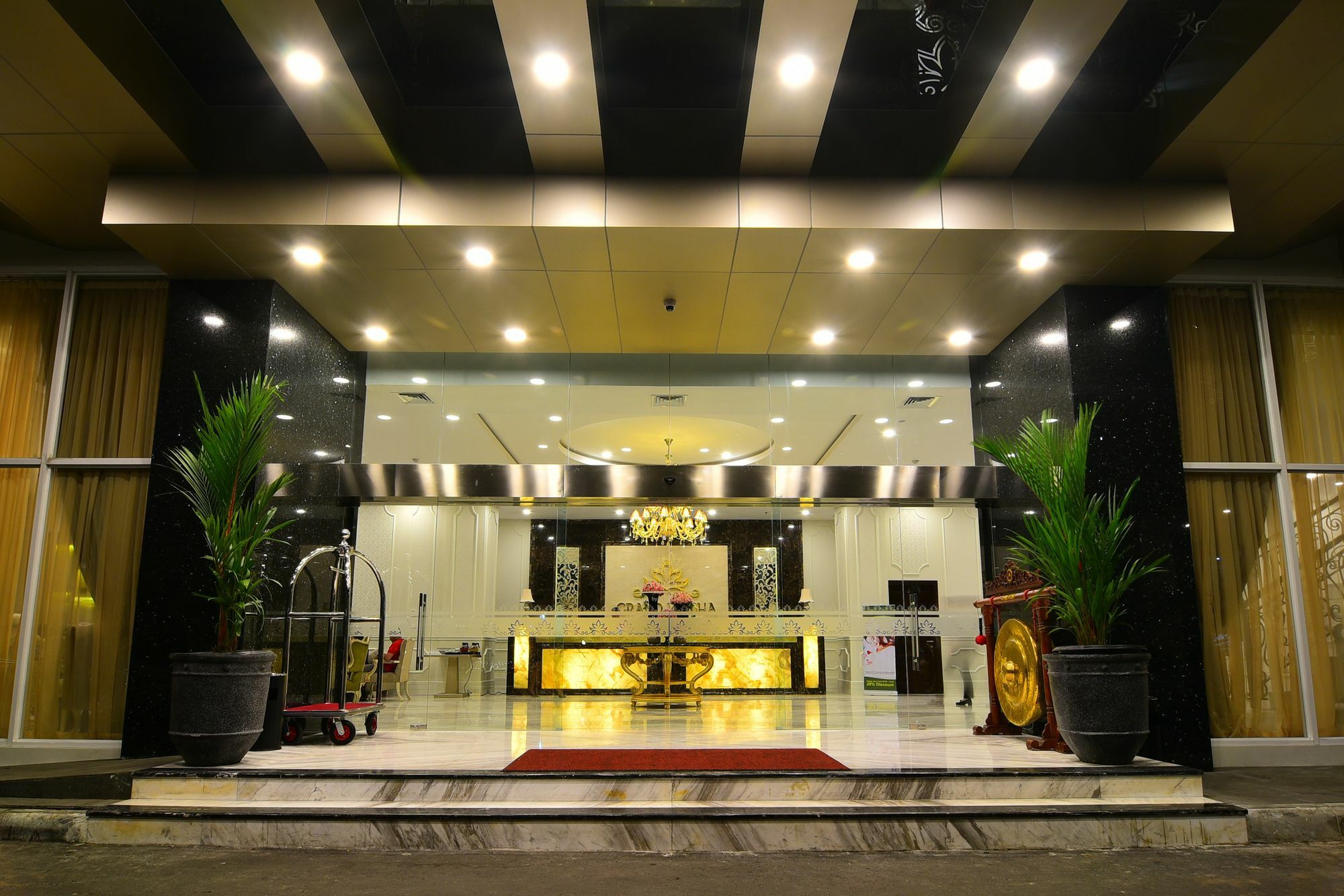 Grand Keisha Yogyakarta Hotell Kejayan Exteriör bild